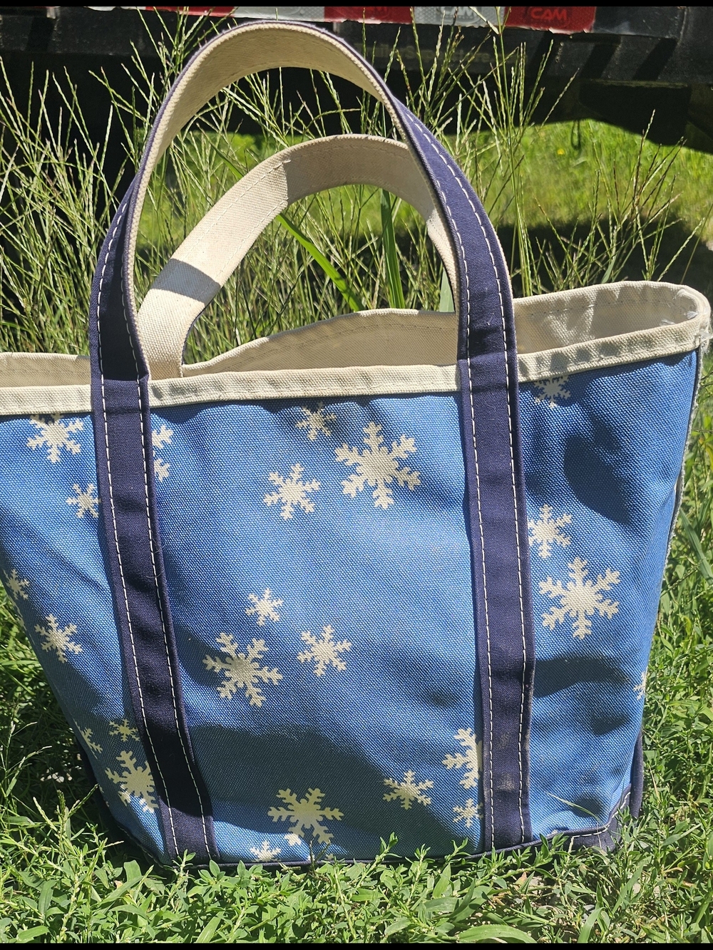 Vintage L.L. Bean Boat And Tote Bag With Blue Snowflake Canvas - Picture 3 of 5